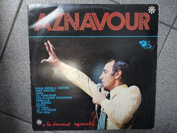 Charles Aznavour - A La Demand Especiale