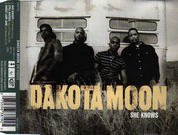 Dakota Moon – She Knows (CDS)