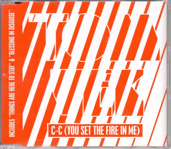 Tom Vek - C-C (You Set The Fire In Me)